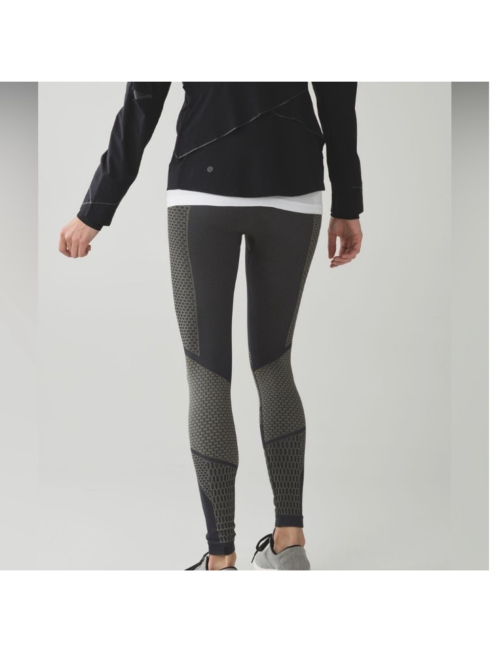 Lululemon size 4 about that base tights